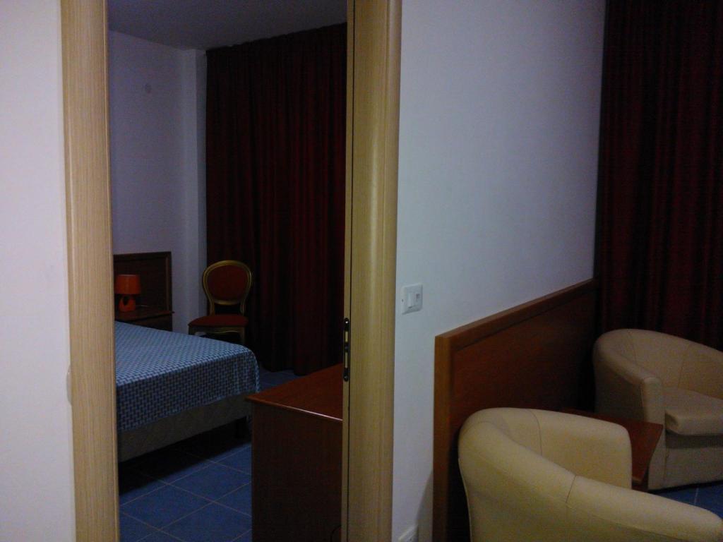 Hotel Total Family Fuscaldo Cameră foto