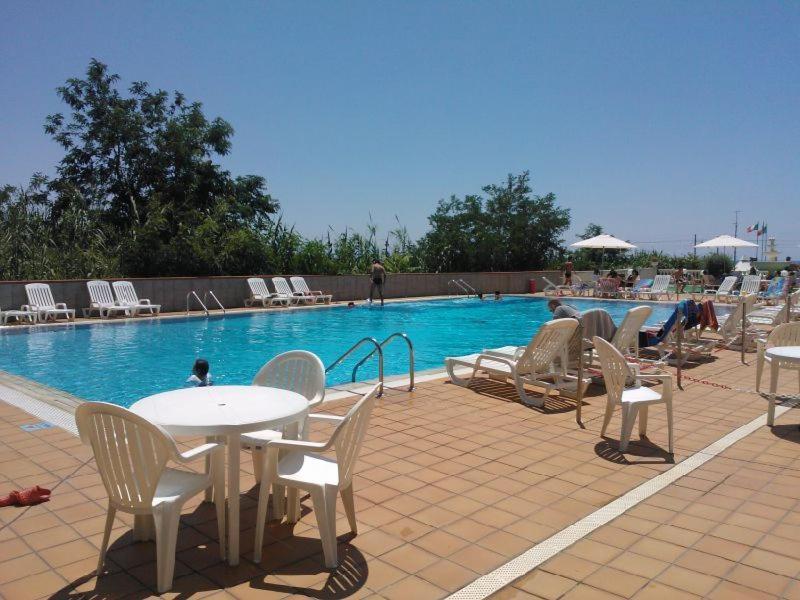 Hotel Total Family Fuscaldo Exterior foto